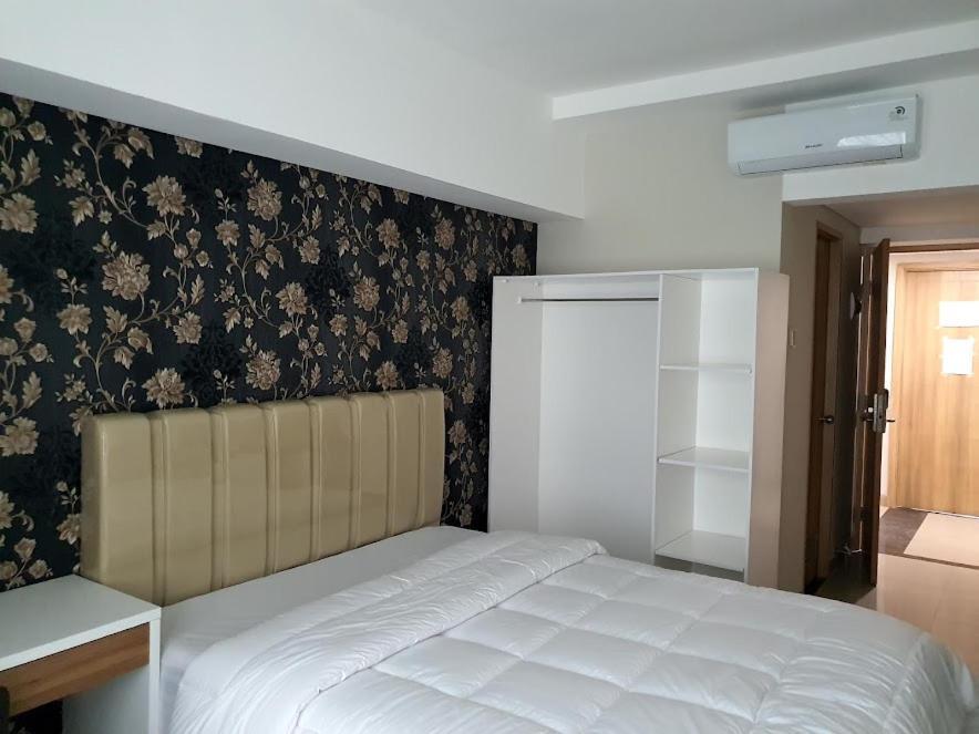 Padina Suites Tangerang Kamer foto